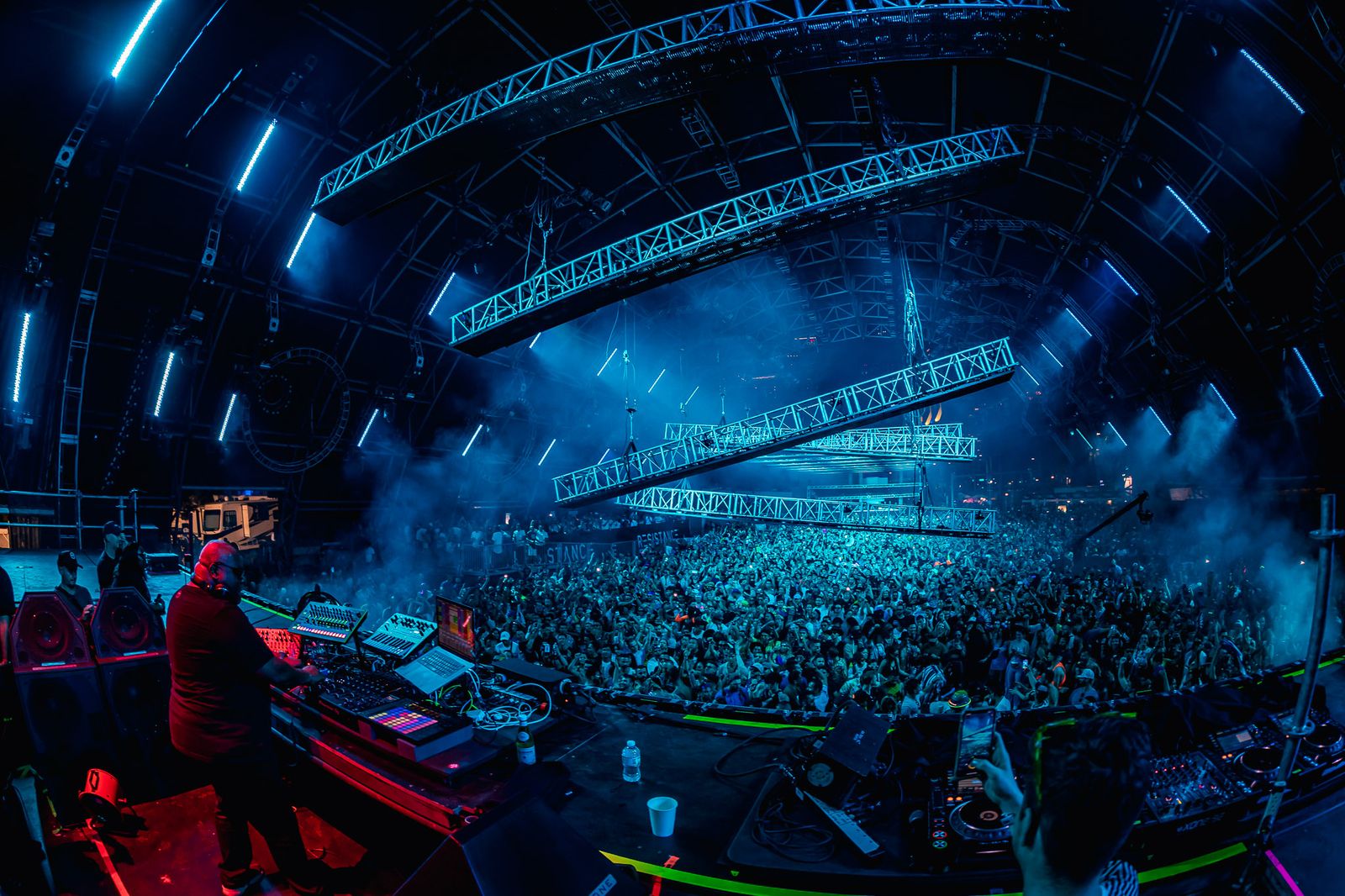 Ultra Miami 2026 — RESISTANCE MegaStructure, Funktion-One Vero VX